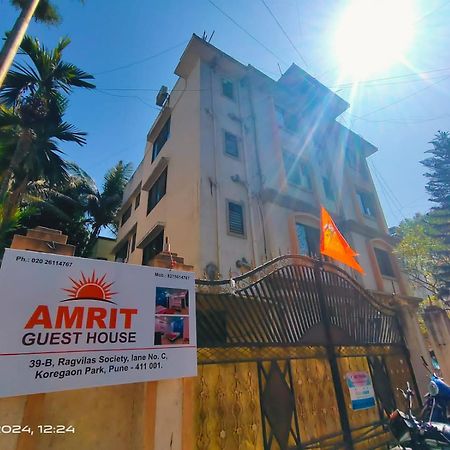 Amrit Guest House Pune Exteriör bild